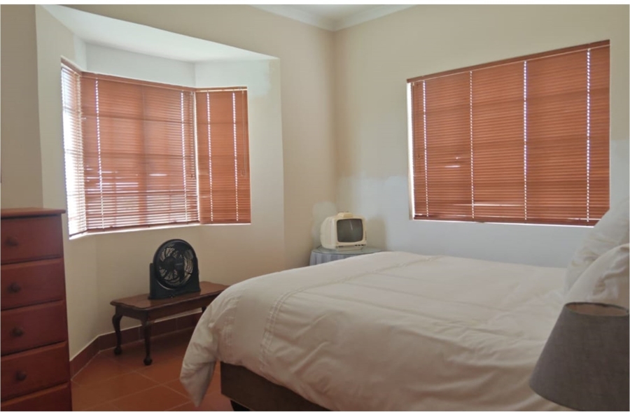 6 Bedroom Property for Sale in Vaaldam SH Free State
